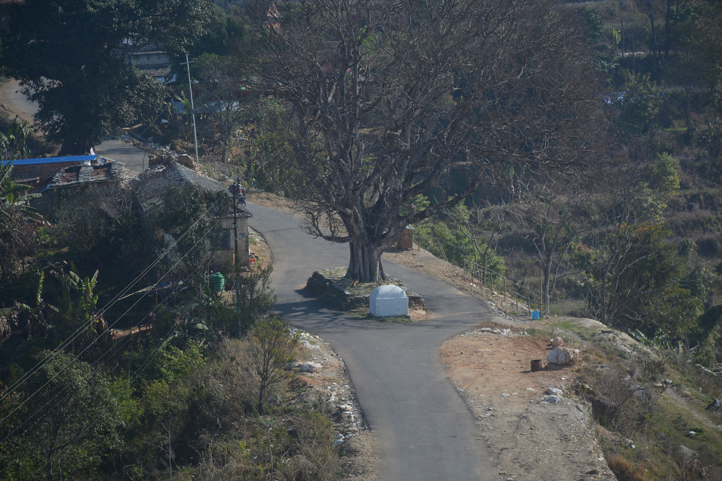 Tanahunsur Road photo
