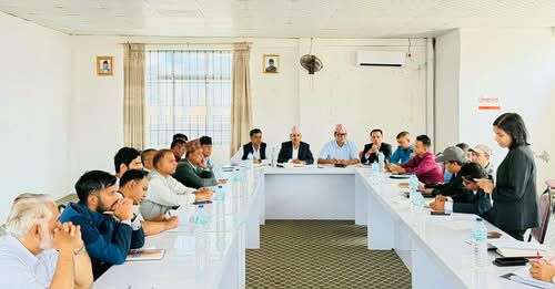 सडक आयोजनामा भइरहेको ढिलासुस्ती रोक्नुपर्नेमा सरोकारवालाको जोड