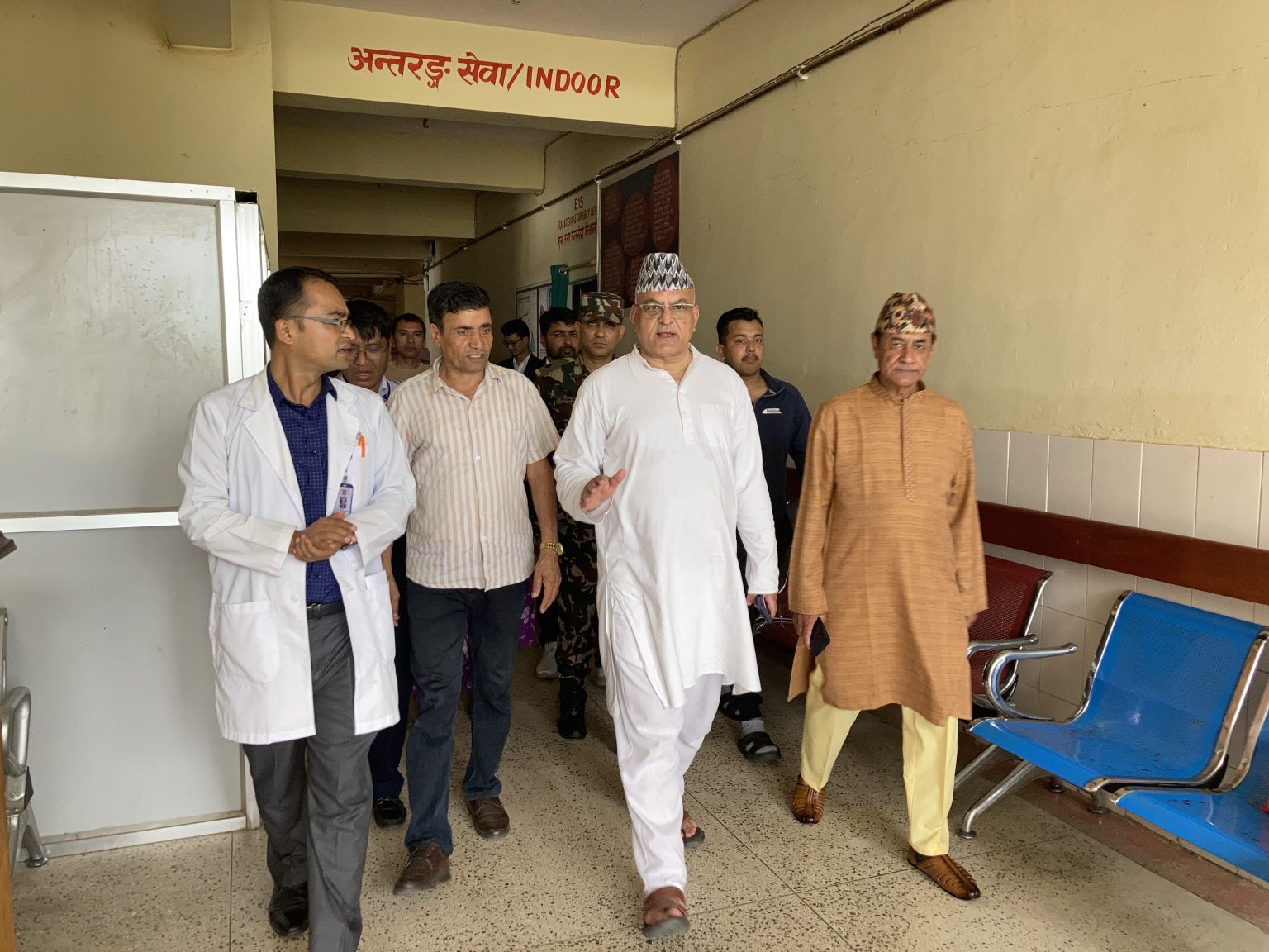 अस्पतालमा बिरामीको गुनासो नआउनेगरी सेवा दिनु – मुख्यमन्त्री