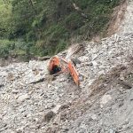 सुख्खा पहिरोले डोजर पुर्दा चालकको मृत्यु